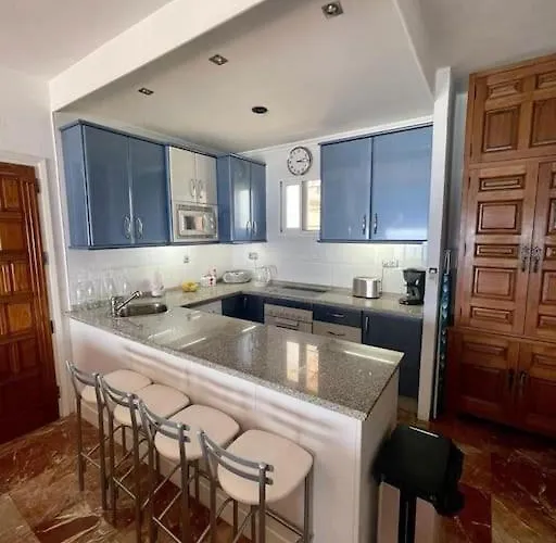 Apartman Calma La Roca 59 *